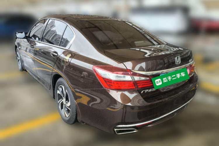 Used Honda Accord 2016 2.0L Elite Edition Exterior 3