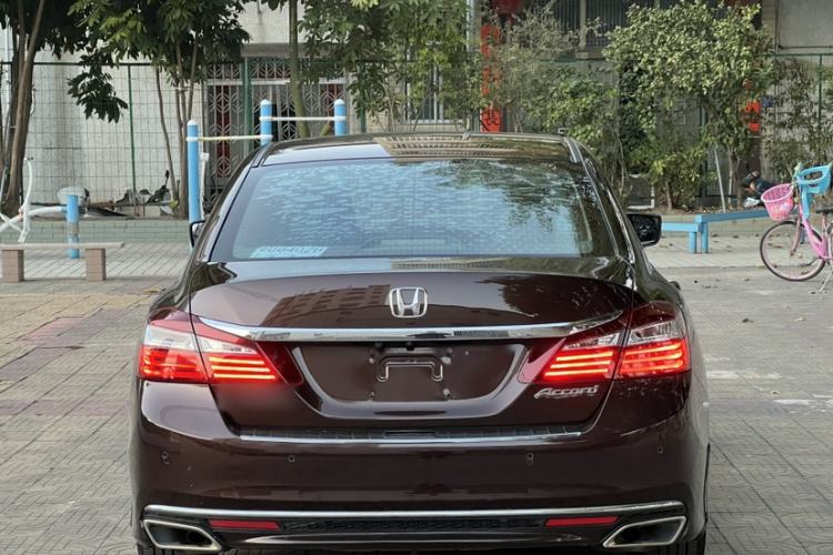 Used Honda Accord 2016 2.0L Elite Edition Exterior 3