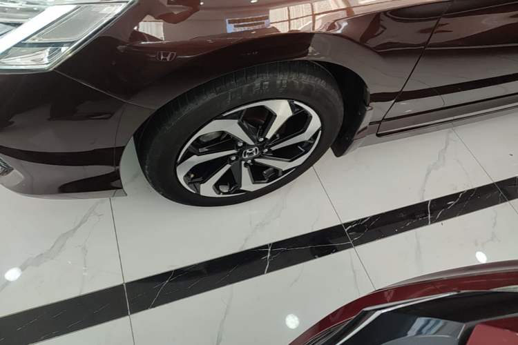 Used Honda Accord 2016 2.4L Comfort Edition Exterior 4
