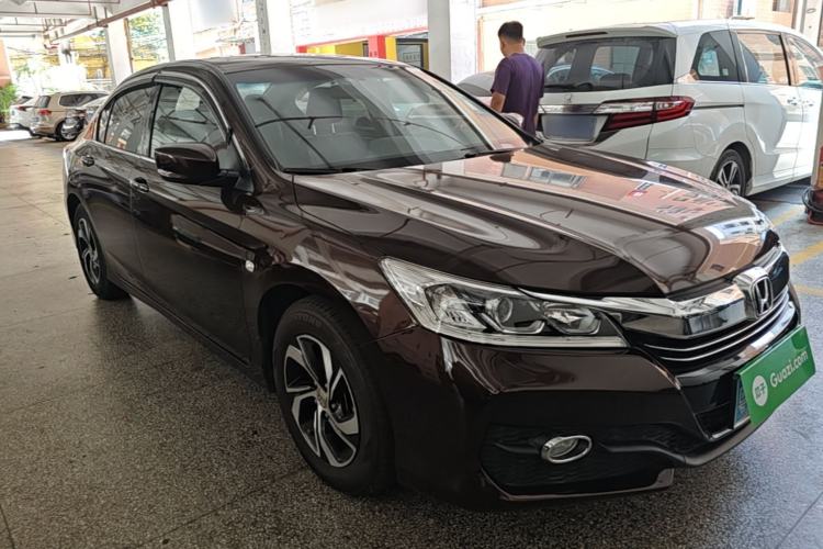 Used Honda Accord 2016 2.0L Elite Edition Front Right 45 Deg