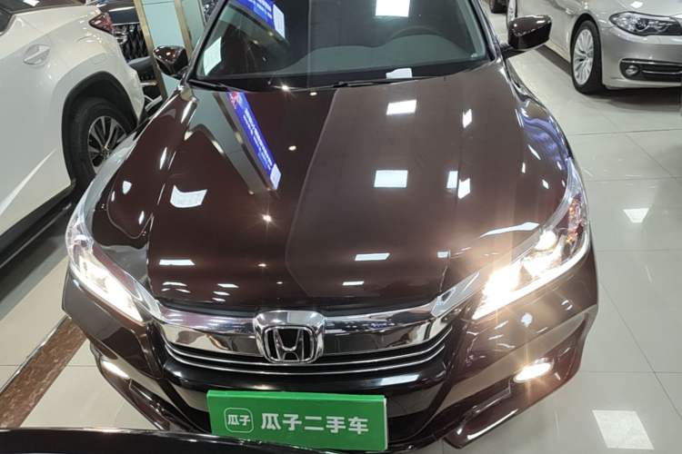 Used Honda Accord 2016 2.0L Comfort Edition Front