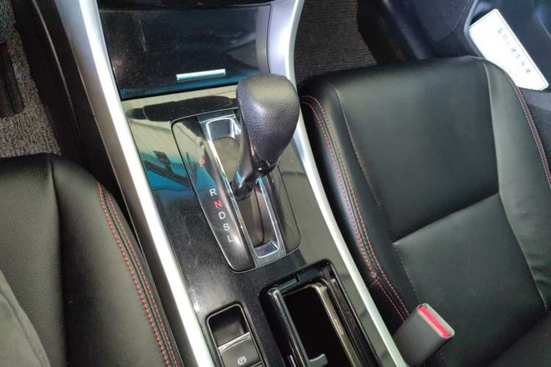 Used Honda Accord 2016 2.0L Comfort Edition Gear Lever