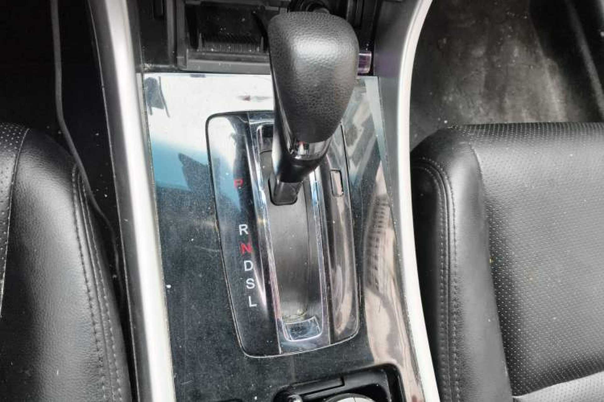 Used Honda Accord 2016 2.0L Comfort Edition Gear Lever