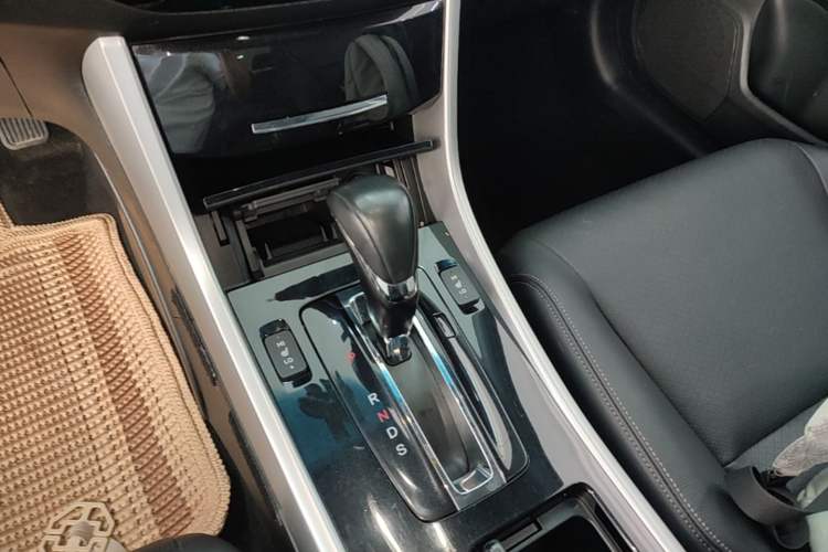 Used Honda Accord 2016 2.4L Comfort Edition Gear Lever