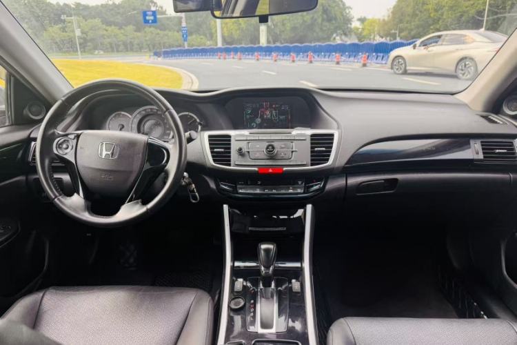 Used Honda Accord 2016 2.0L Elite Edition Interior 1