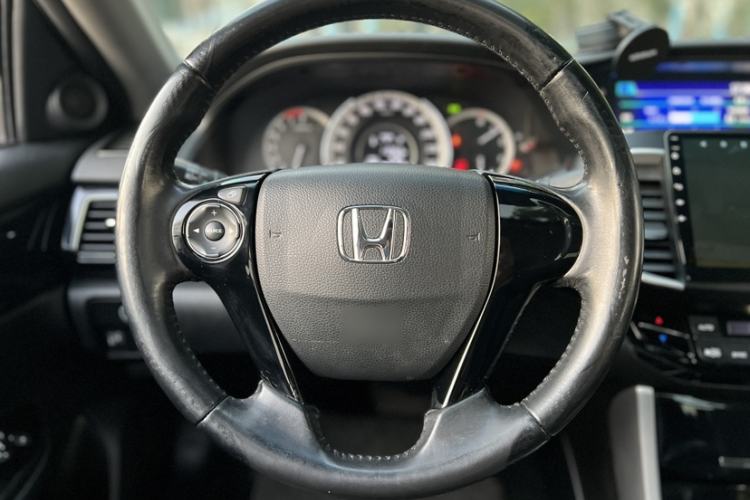 Used Honda Accord 2016 2.0L Elite Edition Interior 2
