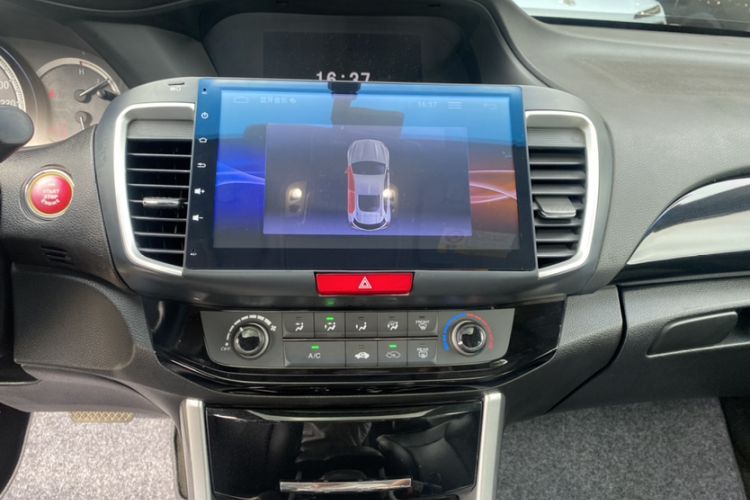 Used Honda Accord 2016 2.0L Comfort Edition Interior 3