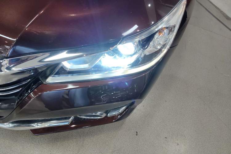 Used Honda Accord 2016 2.0L Elite Edition Left Front Headlight