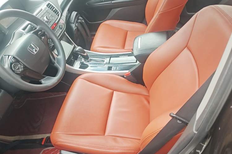 Used Honda Accord 2016 2.0L Comfort Edition Left Front Seat