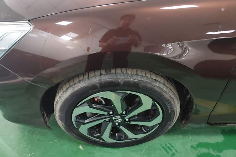 Used Honda Accord 2016 2.4L Luxury Edition Left Front Wheel Hub