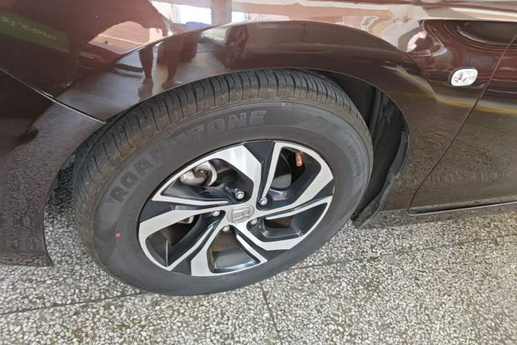 Used Honda Accord 2016 2.0L Elite Edition Left Front Wheel Hub