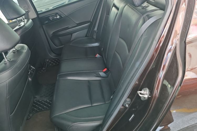 Used Honda Accord 2016 2.0L Elite Edition Left Rear Seat