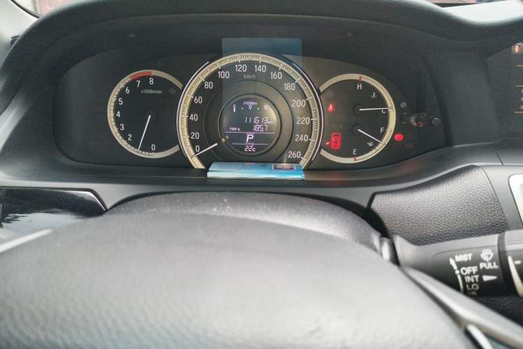 Used Honda Accord 2016 2.0L Elite Edition Odometer Close Up