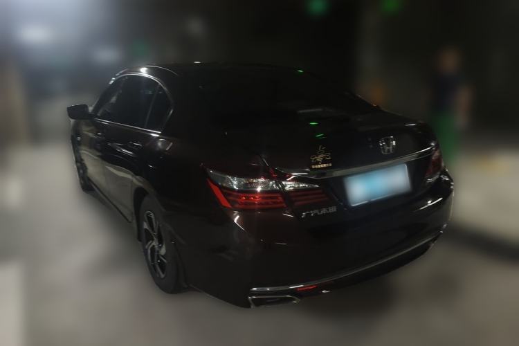Used Honda Accord 2016 2.0L Comfort Edition Rear Left 45 Deg