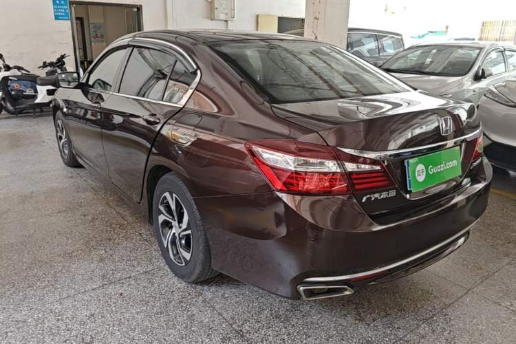 Used Honda Accord 2016 2.0L Elite Edition Rear Left 45 Deg