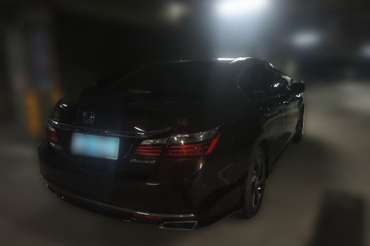 Used Honda Accord 2016 2.0L Comfort Edition Rear Right 45 Deg