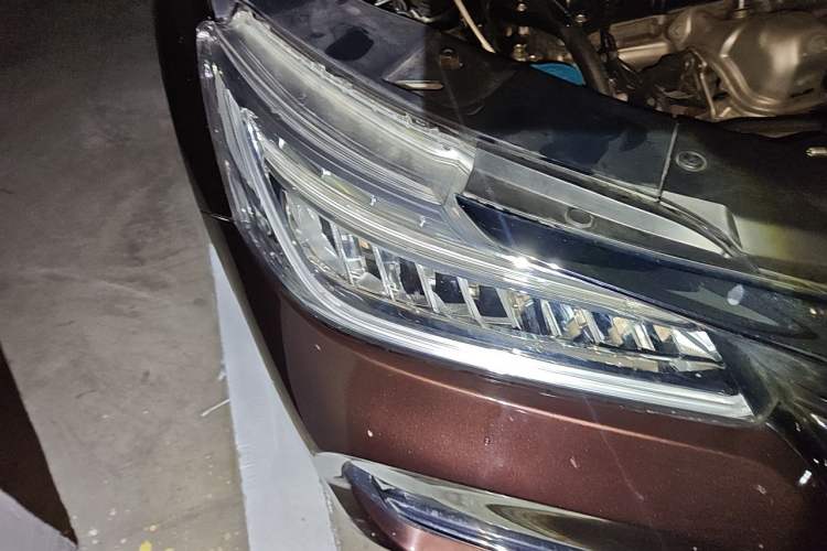 Used Honda Accord 2016 2.4L Comfort Edition Right Front Headlight