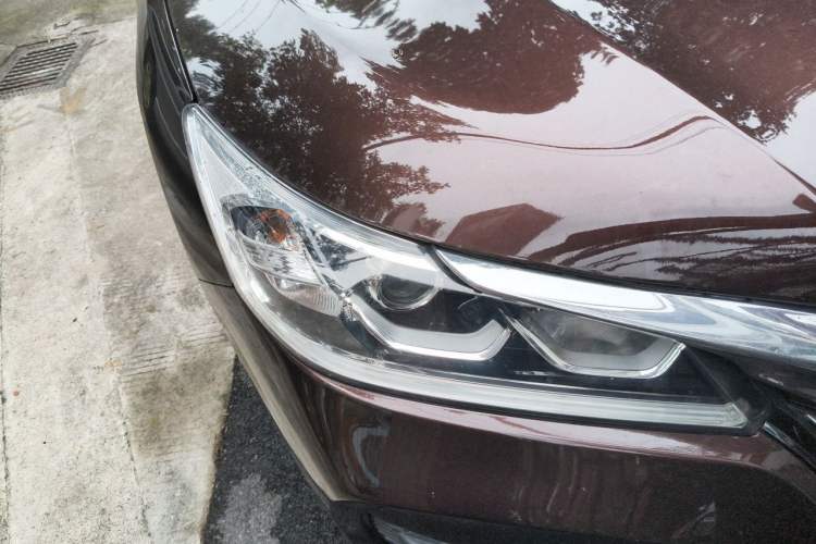 Used Honda Accord 2016 2.0L Elite Edition Right Front Headlight