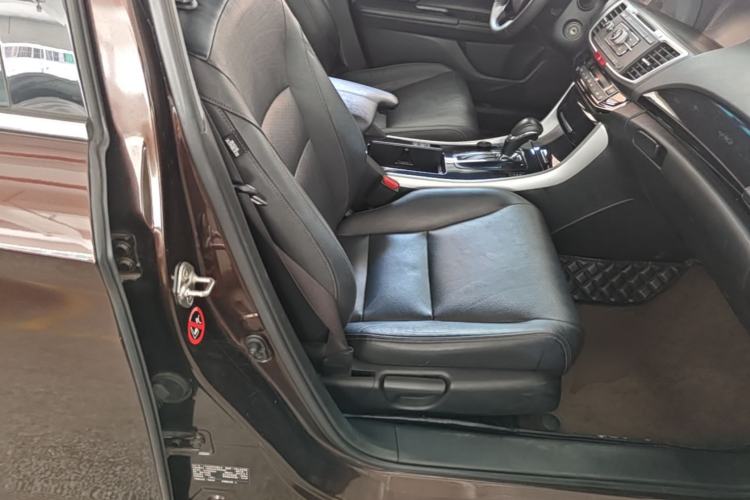 Used Honda Accord 2016 2.0L Elite Edition Right Front Seat