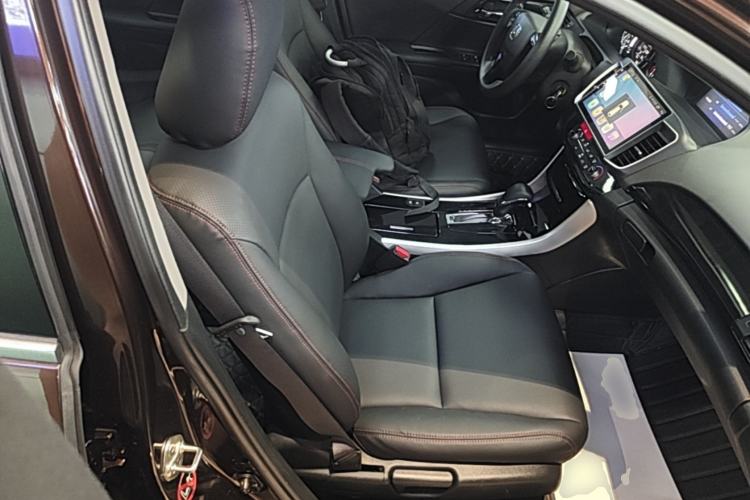 Used Honda Accord 2016 2.0L Comfort Edition Right Front Seat