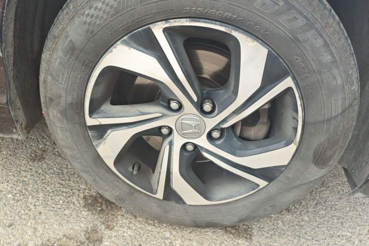 Used Honda Accord 2016 2.0L Comfort Edition Right Front Wheel Hub
