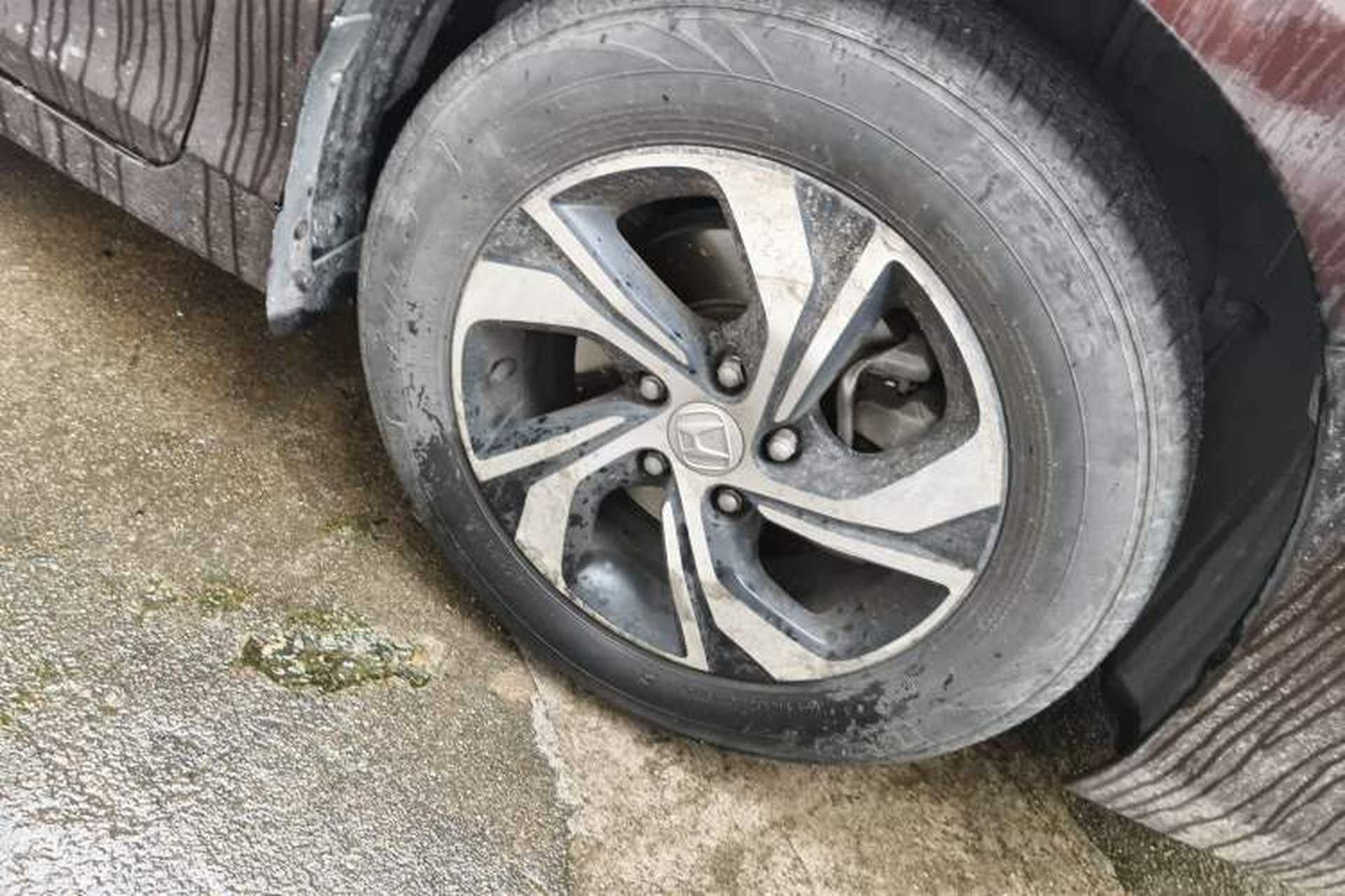 Used Honda Accord 2016 2.0L Comfort Edition Right Front Wheel Hub
