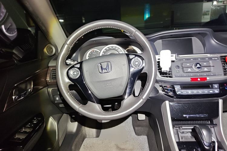 Used Honda Accord 2016 2.4L Comfort Edition Steering Wheel