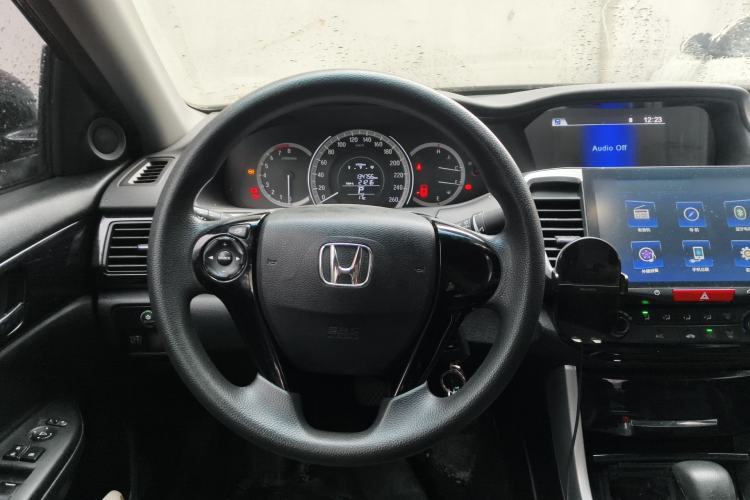Used Honda Accord 2016 2.0L Comfort Edition Steering Wheel