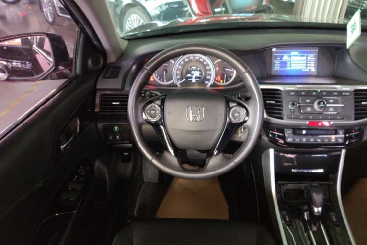 Used Honda Accord 2016 2.4L Comfort Edition Steering Wheel