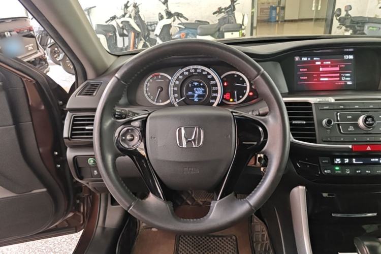 Used Honda Accord 2016 2.0L Elite Edition Steering Wheel
