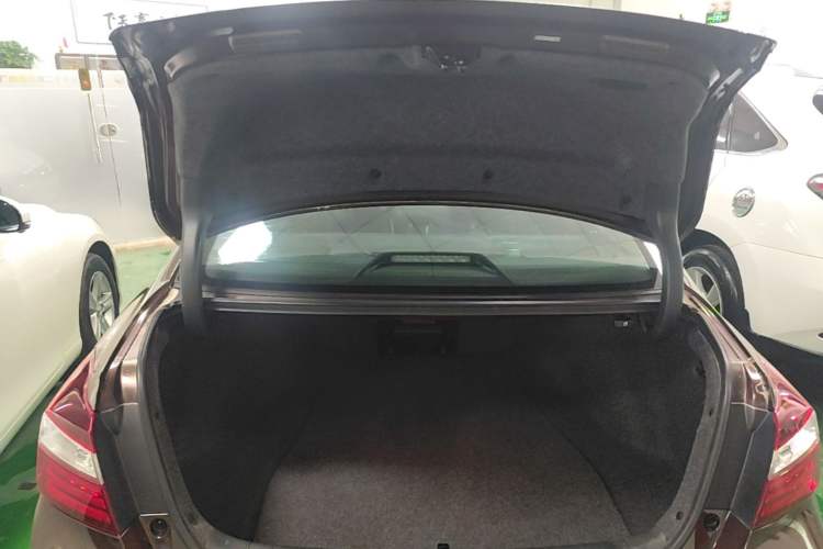 Used Honda Accord 2016 2.4L Luxury Edition Trunk