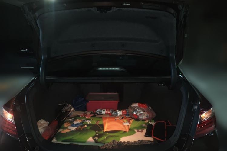 Used Honda Accord 2016 2.0L Comfort Edition Trunk
