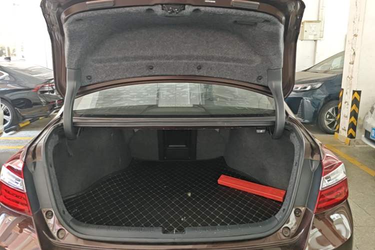 Used Honda Accord 2016 2.0L Elite Edition Trunk