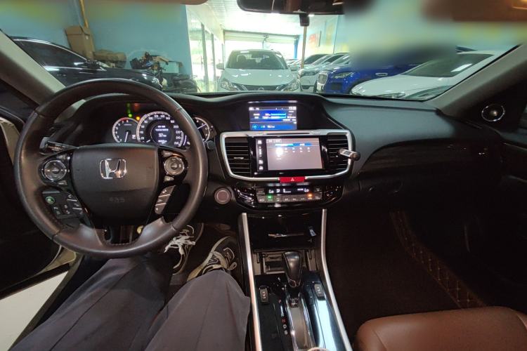 Used Honda Accord 2016 2.4L Prestige Edition Center Console