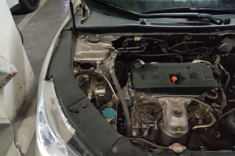 Used Honda Accord 2016 2.0L Elite Edition Engine Bay Right