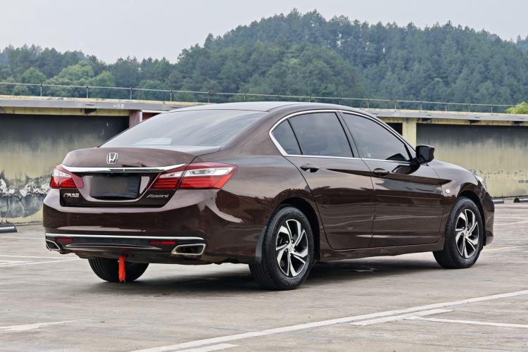 Used Honda Accord 2016 2.0L Elite Edition Exterior 10
