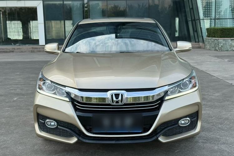 Used Honda Accord 2016 2.0L Luxury Edition Exterior 2