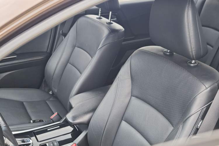 Used Honda Accord 2016 2.0L Elite Edition Exterior 4
