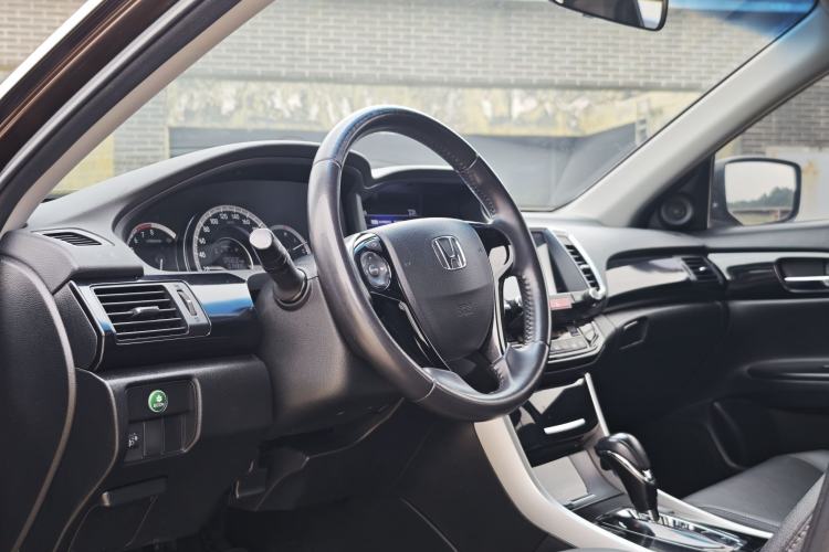 Used Honda Accord 2016 2.0L Elite Edition Exterior 8