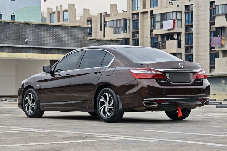 Used Honda Accord 2016 2.0L Elite Edition Exterior 9
