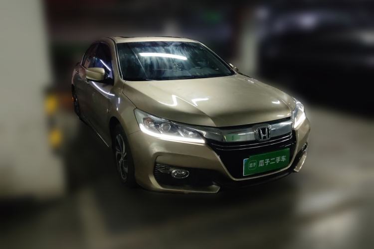 Used Honda Accord 2016 2.0L Elite Edition Front Right 45 Deg