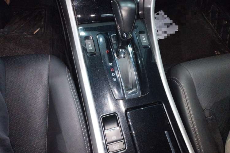 Used Honda Accord 2016 2.4L Zhi Rui Edition Gear Lever