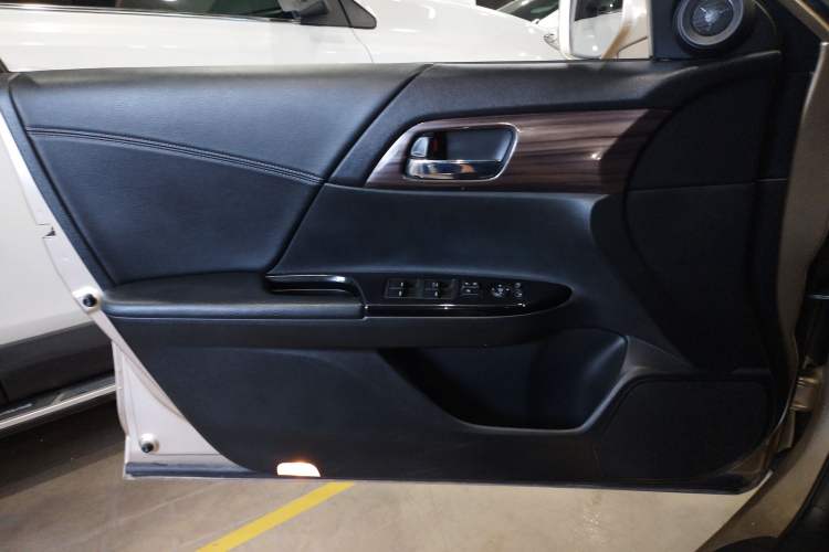 Used Honda Accord 2016 2.4L Zhi Rui Edition Left Front Door Interior