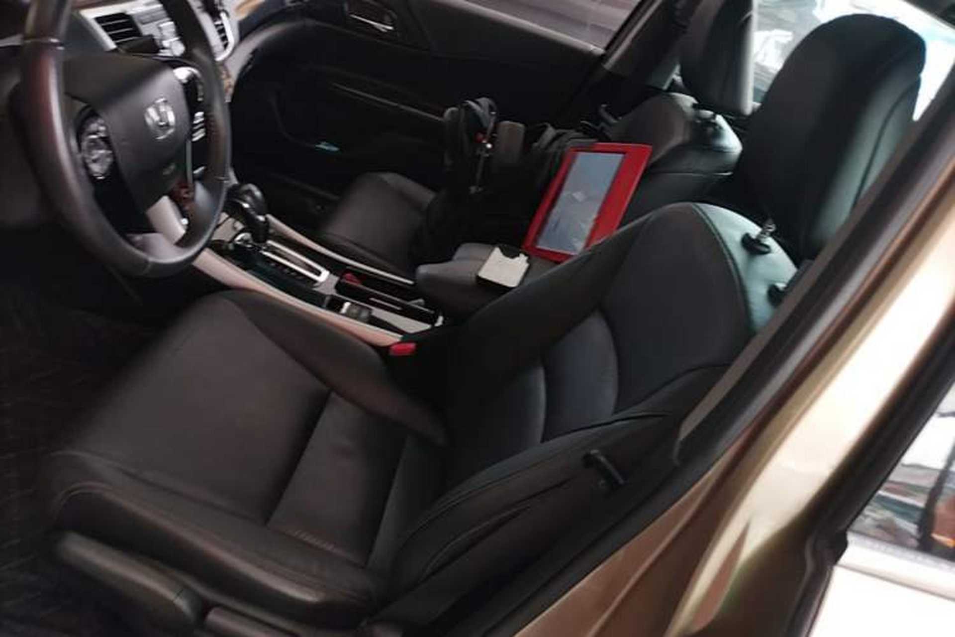 Used Honda Accord 2016 2.0L Elite Edition Left Front Seat