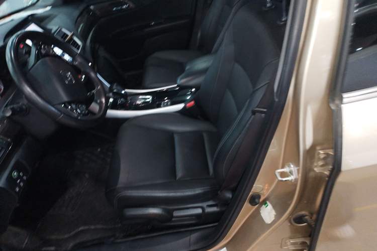 Used Honda Accord 2016 2.4L Zhi Rui Edition Left Front Seat