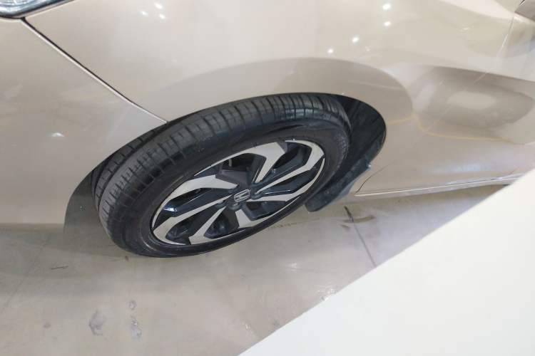 Used Honda Accord 2016 2.4L Zhi Rui Edition Left Front Wheel Hub