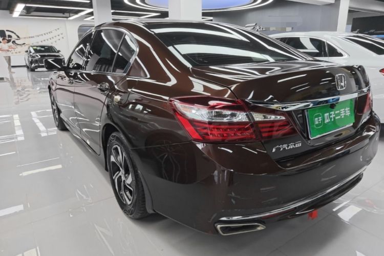 Used Honda Accord 2016 2.0L Elite Edition Rear Left 45 Deg