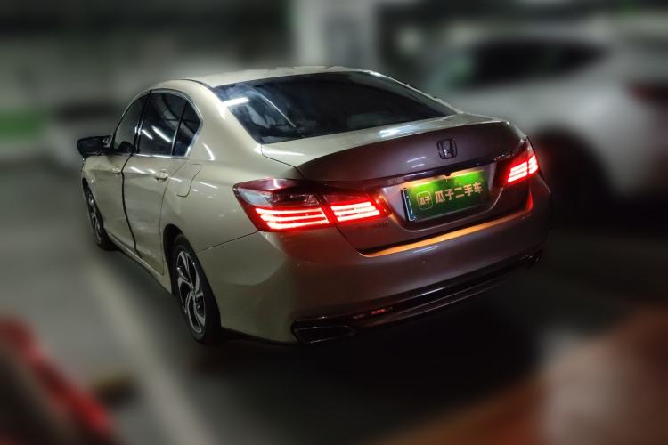 Used Honda Accord 2016 2.0L Elite Edition Rear Left 45 Deg