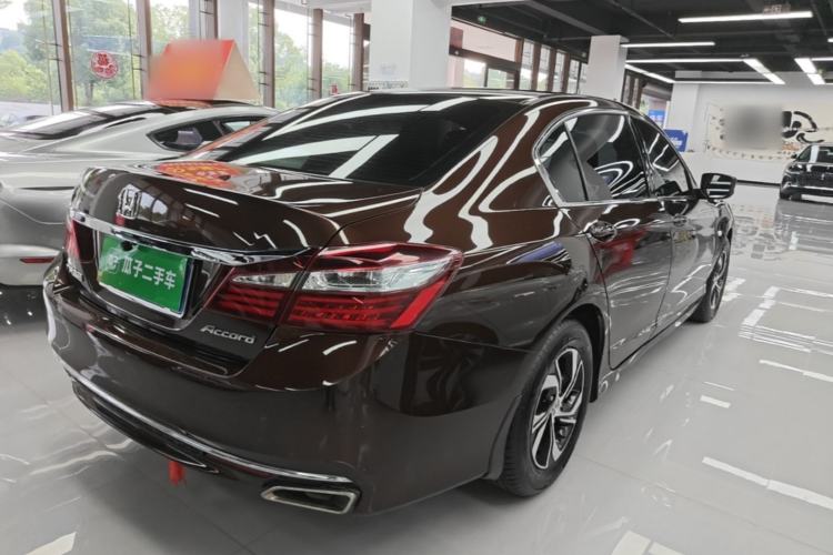 Used Honda Accord 2016 2.0L Elite Edition Rear Right 45 Deg