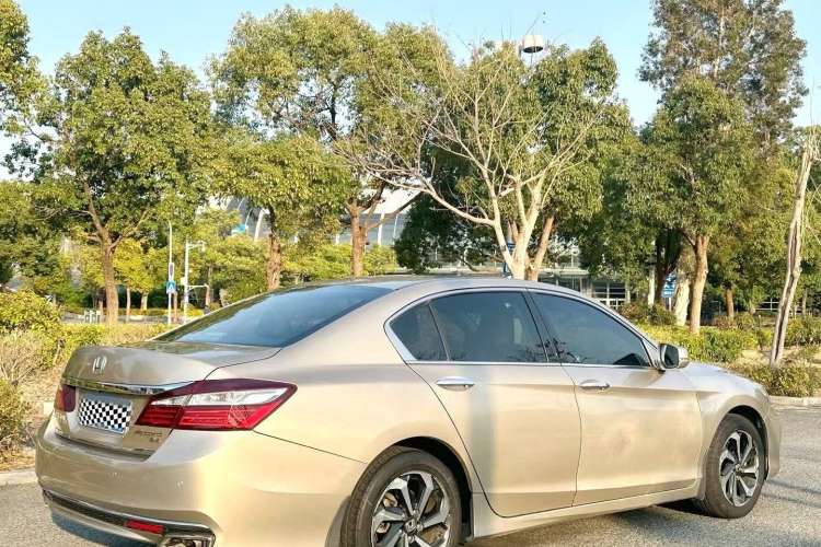 Used Honda Accord 2016 2.4L Zhi Rui Edition Rear Right 45 Deg